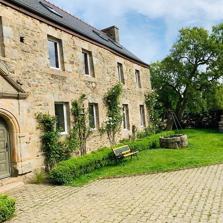 Le Domaine De Coat Rogan L'Espace Familial Ploezal Bagian luar foto