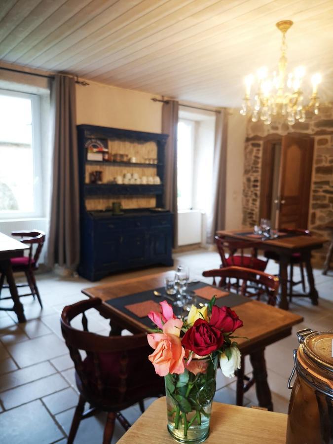 Le Domaine De Coat Rogan L'Espace Familial Ploezal Bagian luar foto
